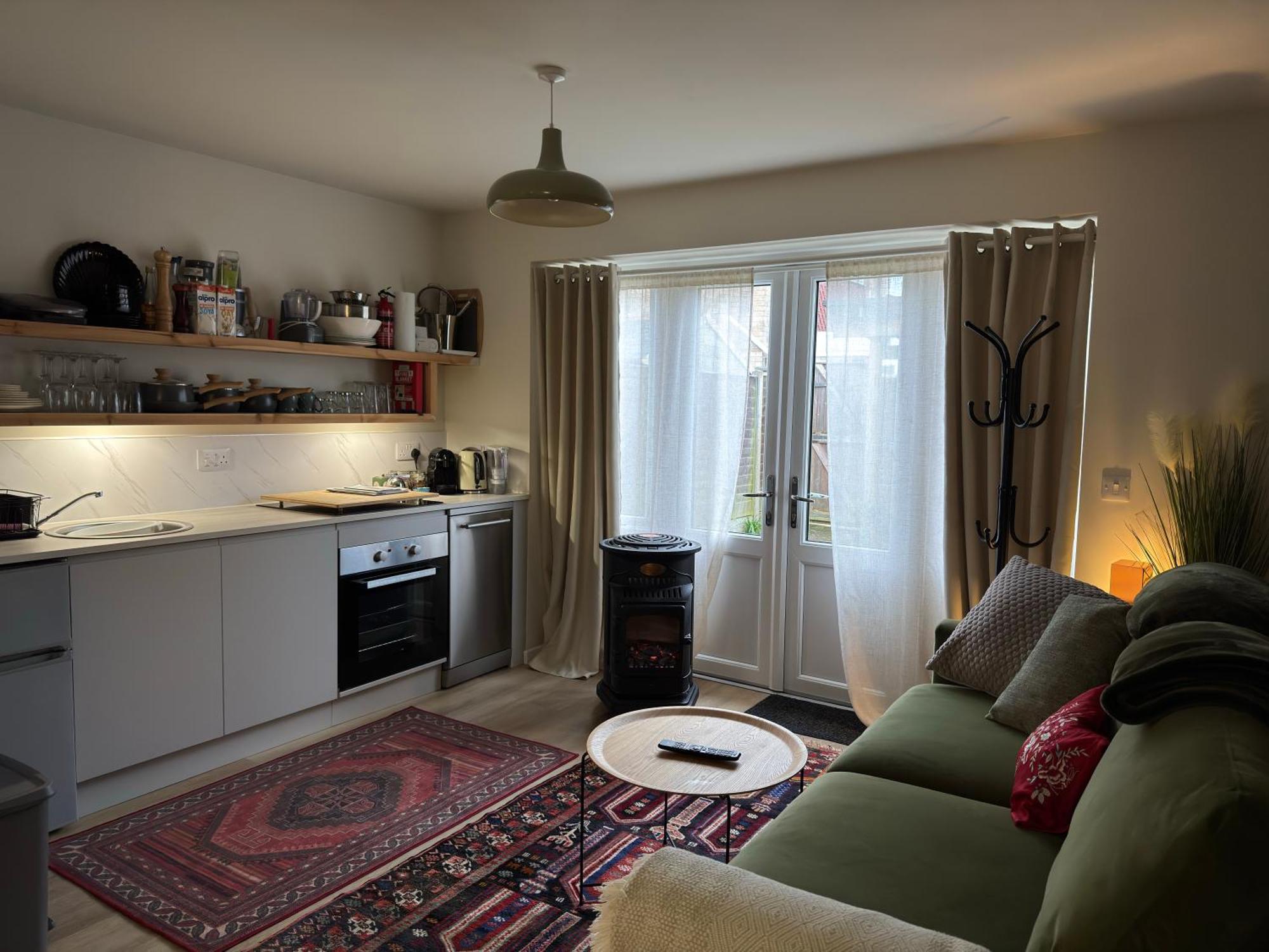 Apartment Good Vibes